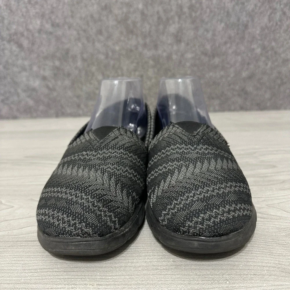 Skechers BOBS Womens Sz 10 Black Gray Patterned‎ Slip On Flat Shoes SN 33602 BLK